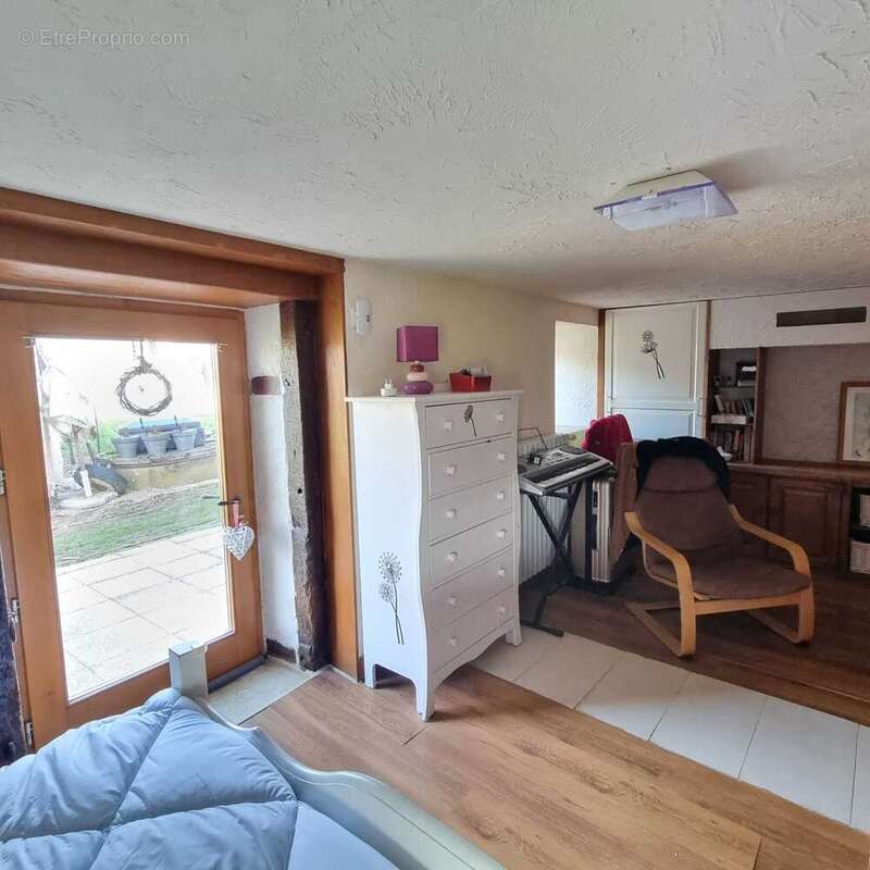 Maison 145 m² à Briantes  - photo 45