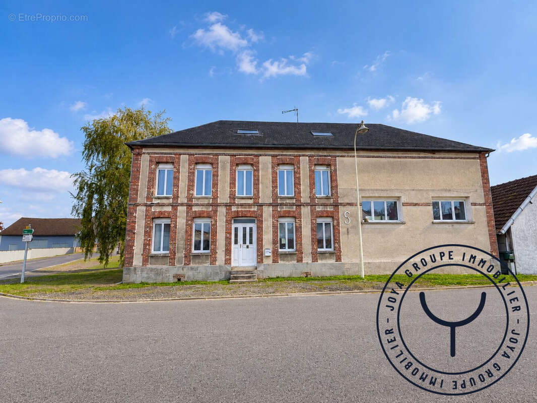 Maison 291 m² à Granges-Sur-Aube  - photo 3