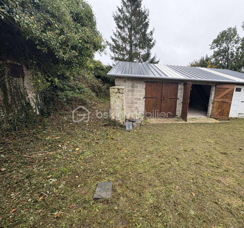 Terrain à SAINTE-MERE-EGLISE