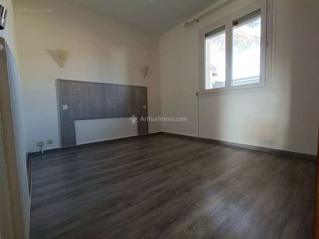 Maison à SAINT-JUERY