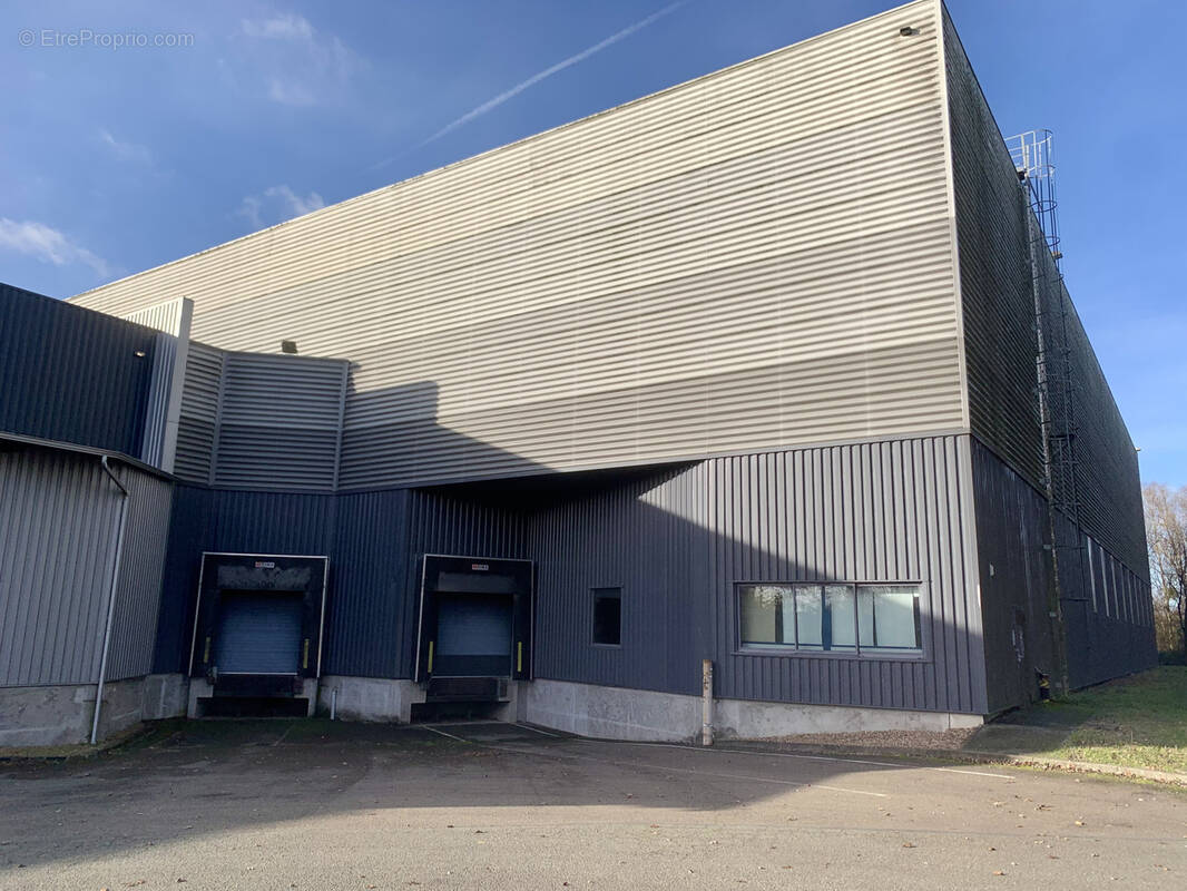 Commerce à LA FERTE-BERNARD