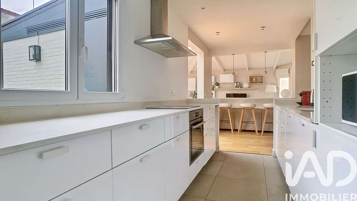 Photo 8 - Maison à NANTERRE