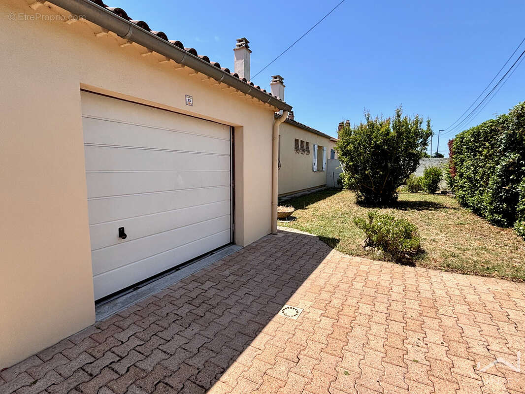 Maison à LAPALUD