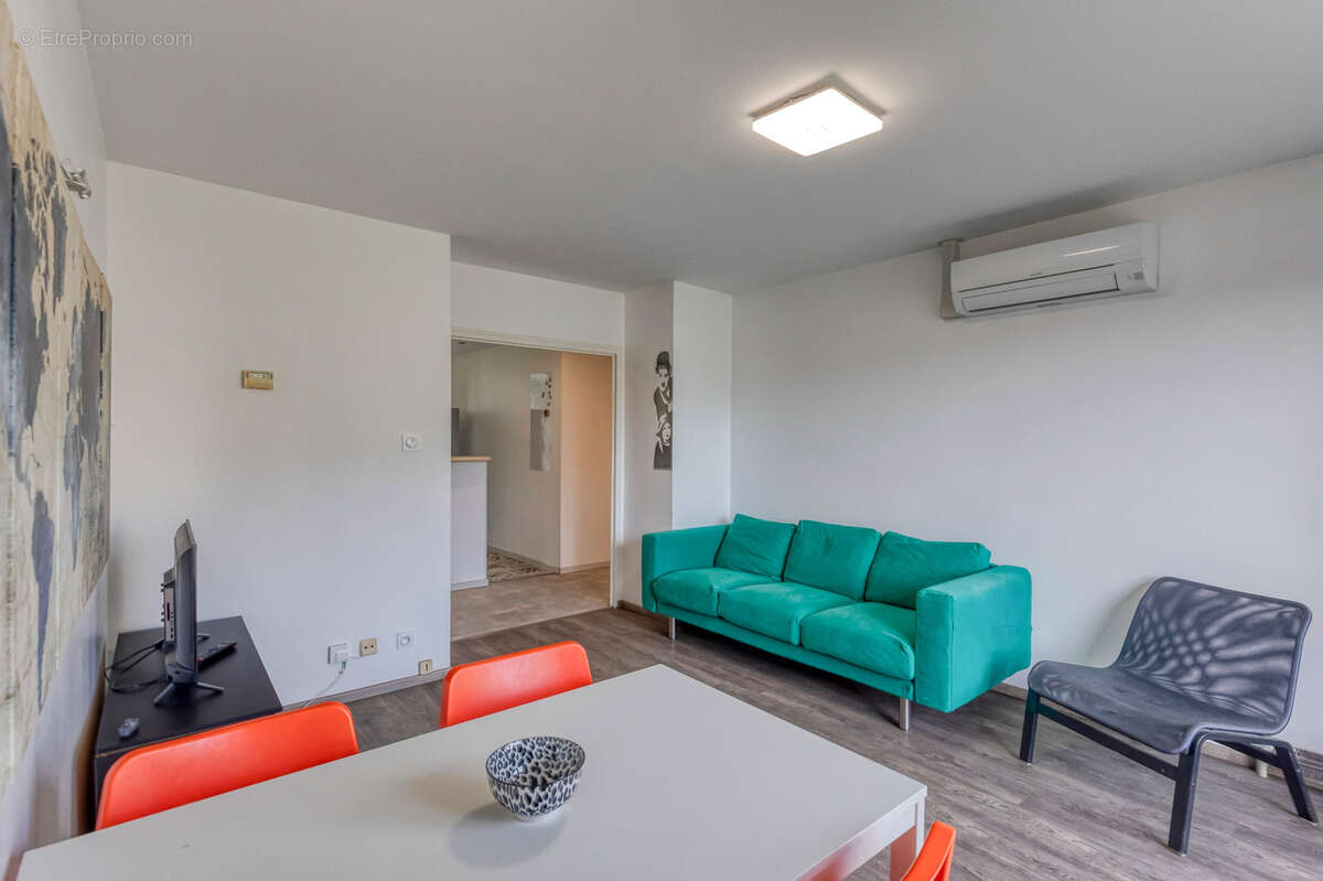 Appartement à SAINT-MARTIN-D'HERES