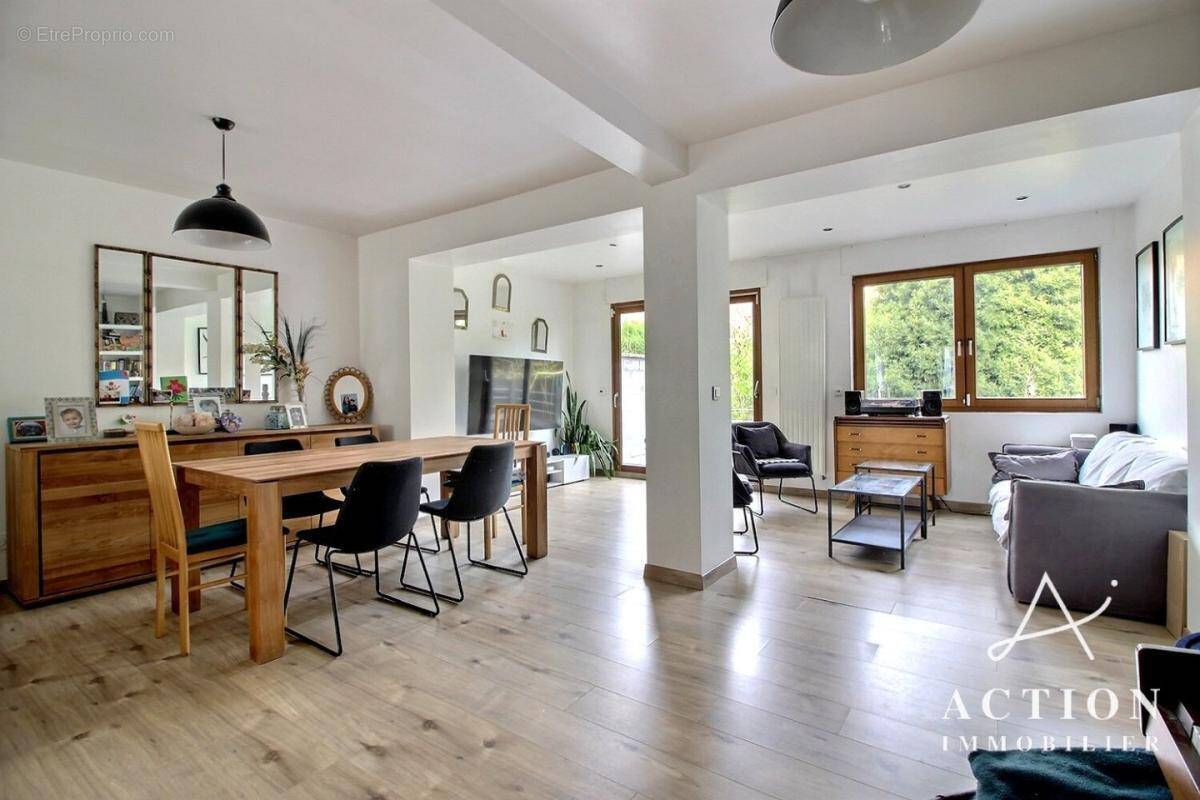 Maison à FACHES-THUMESNIL