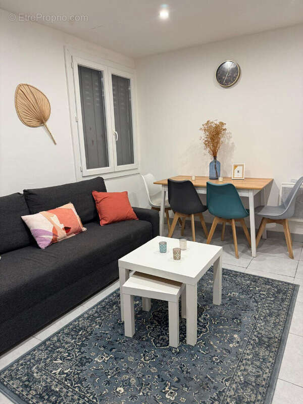 Appartement à MARSEILLE-3E