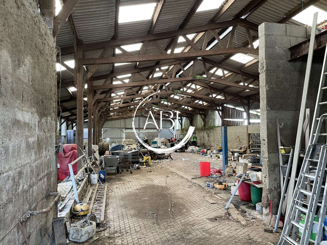 Maison à JOUE-DU-BOIS