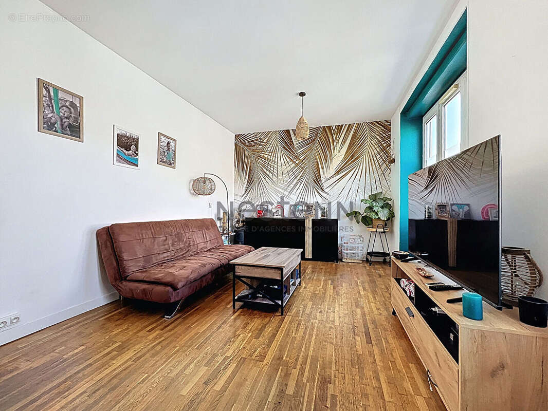 Appartement à VILLENEUVE-SAINT-GEORGES