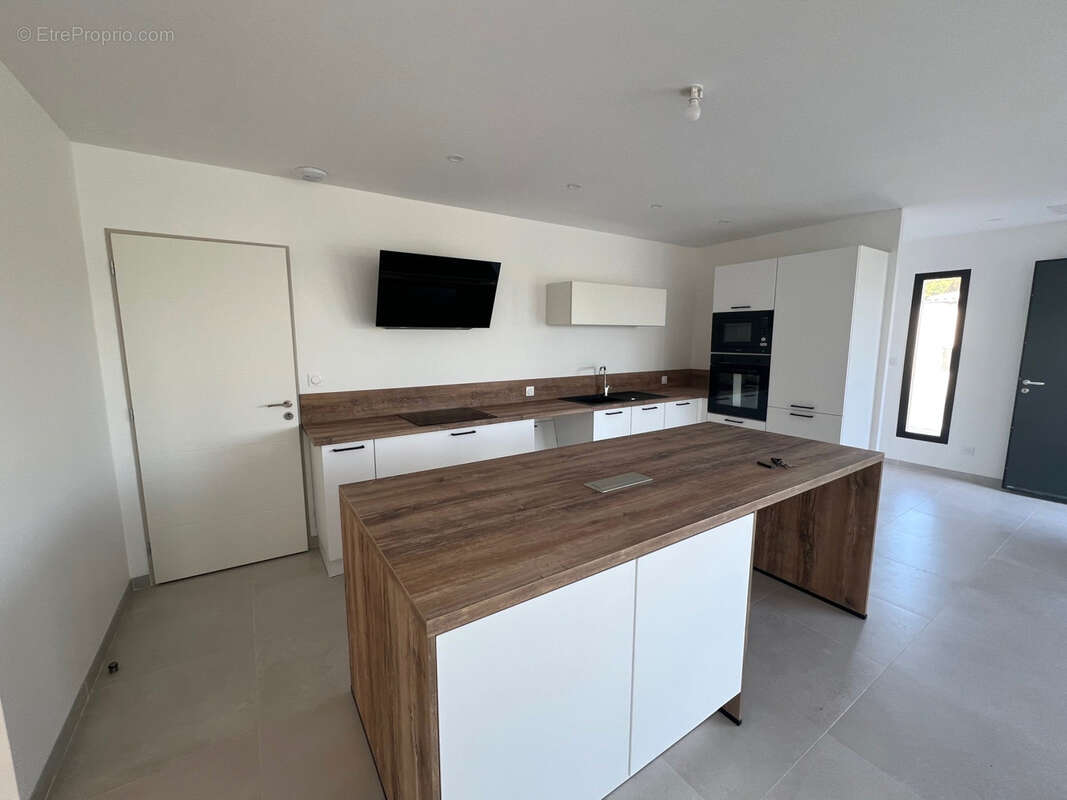 Maison à COLOMBIERS