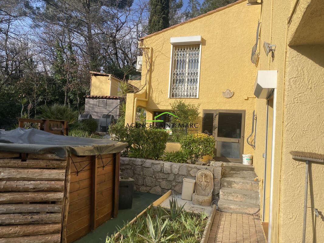 Maison à PEYMEINADE