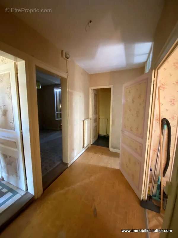 Maison de bourg 5 chambres - photo 7