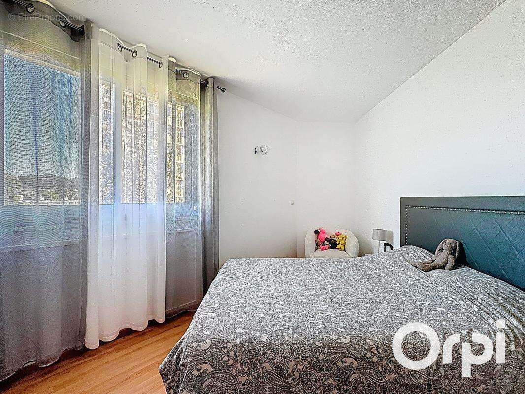 Appartement à VILLENEUVE-LOUBET
