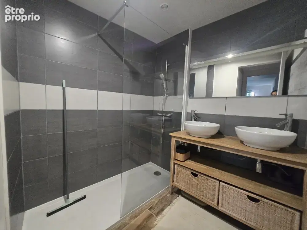 PEZENAS Appartement type 4 Parfait Etat - photo 11