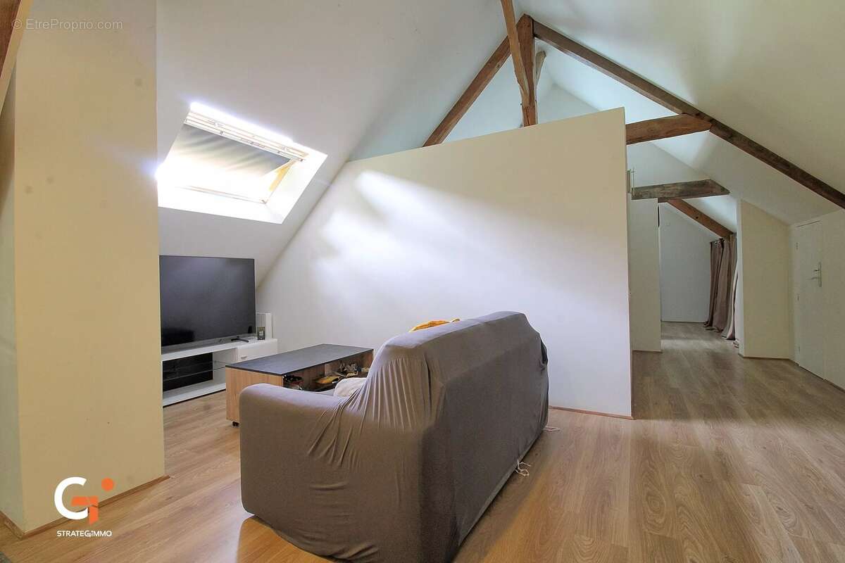 L’Histoire au pas de votre porte : Demeure de caractère de 157 m² dans son parc de 6 334 m² - photo 19