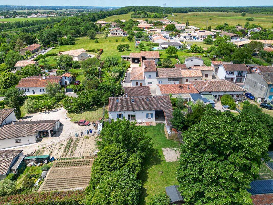 A VENDRE Maison 5 P 140 m2 3 chambres a Canals - 82170 - photo 18