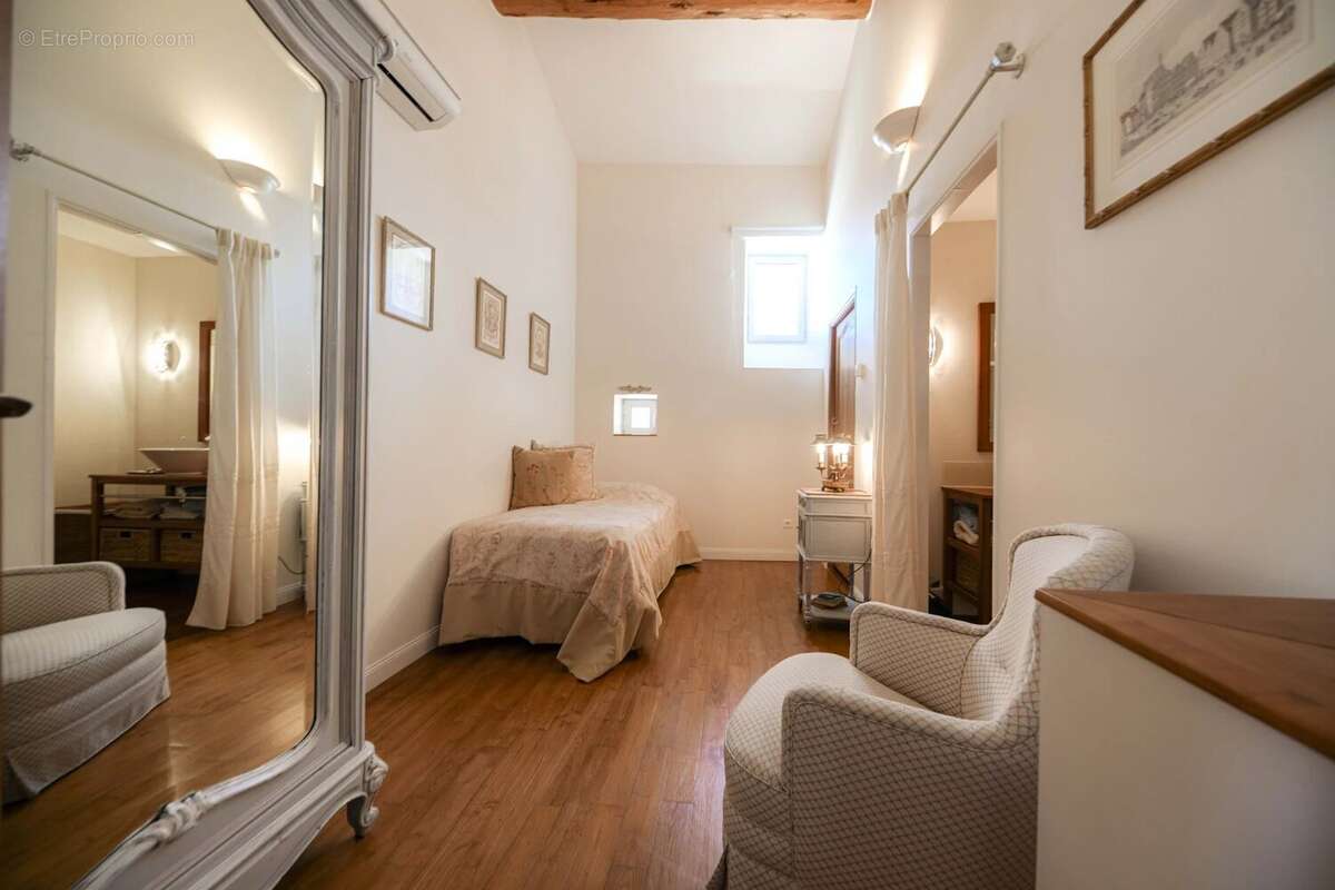 Maison à UZES