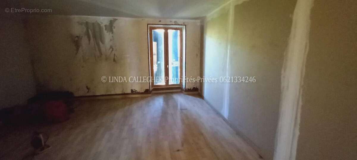 Immeuble de 7 appartements libres 466m2 - photo 4
