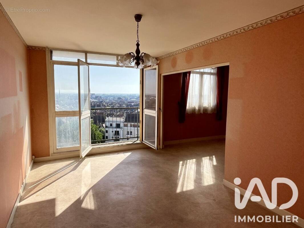 Photo 1 - Appartement à TROYES