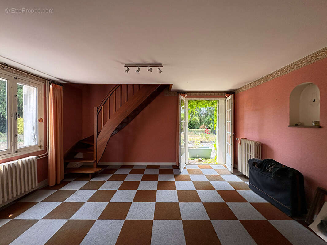 Maison à BEAUFORT-EN-VALLEE