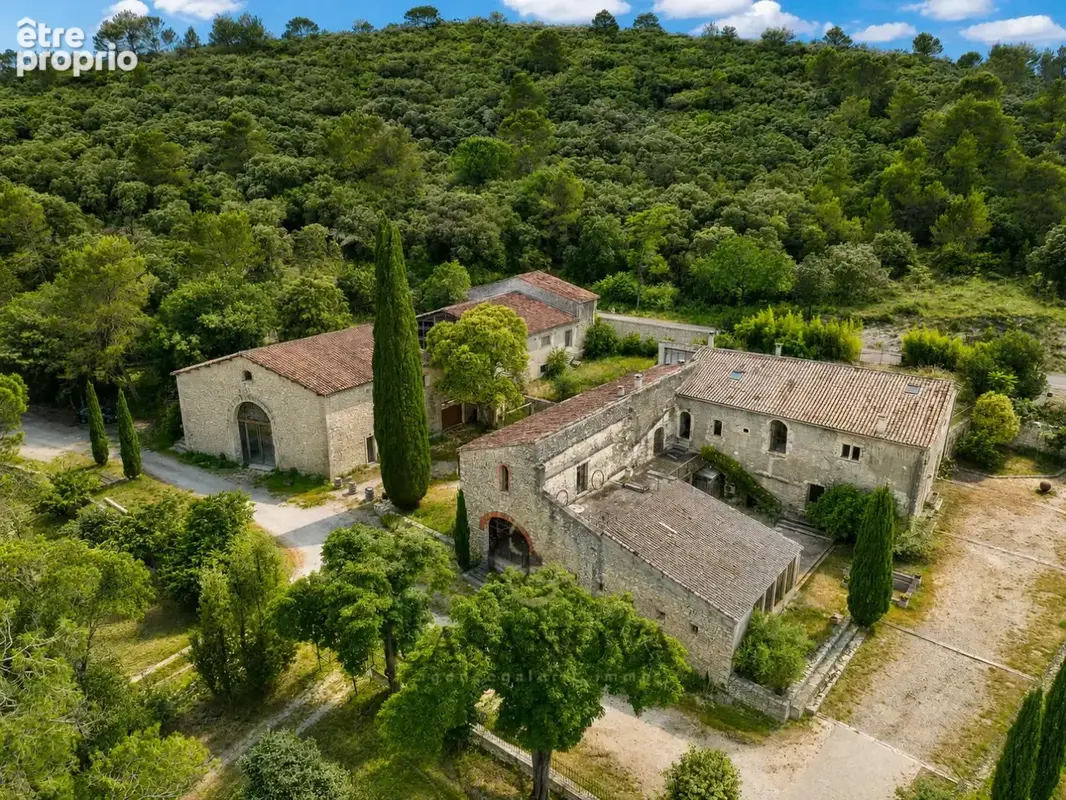 Domaine de caractère du XVIIe siècle sur 6.5 hectares avec près de 3 000 m² bâtis - photo 22