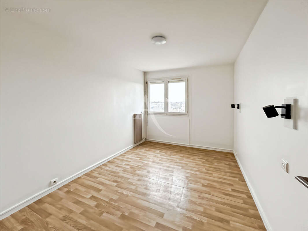 Appartement à LE PETIT-QUEVILLY