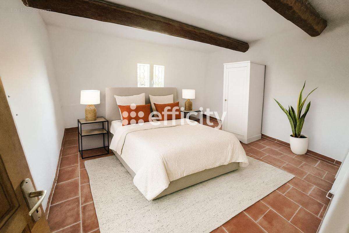 Maison 170 m² à La Roque-D'antheron  - photo 5