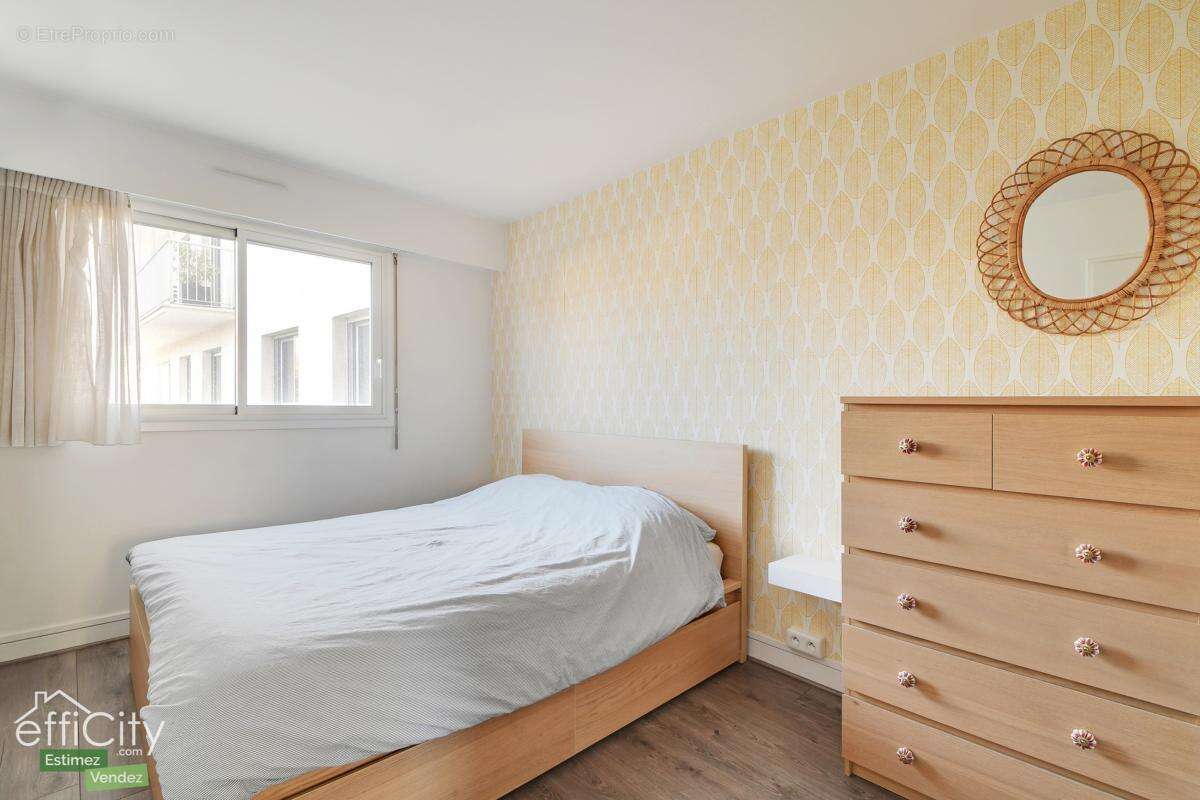 Appartement à PARIS-19E