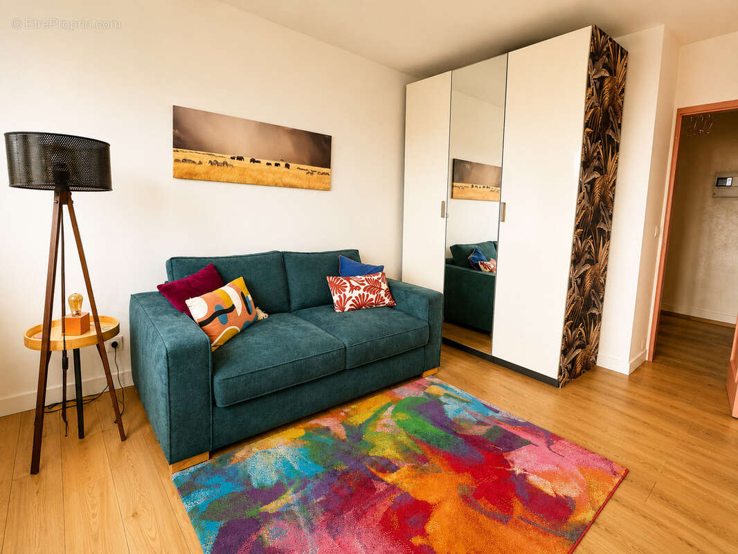 Appartement à COURBEVOIE