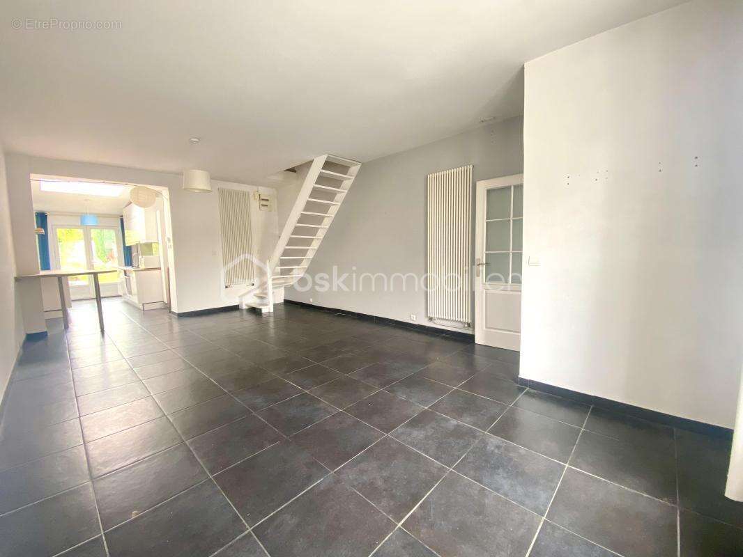 Maison à FACHES-THUMESNIL