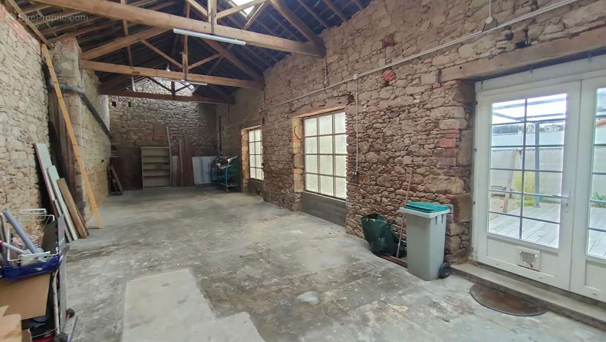 Maison à CHAMBRETAUD