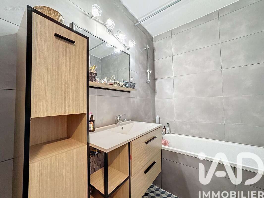 Photo 9 - Appartement à RIS-ORANGIS