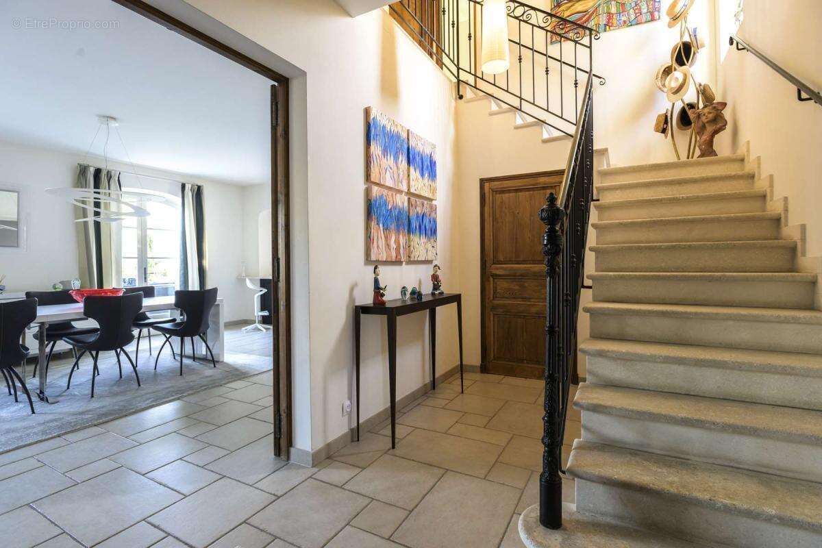 Maison à VAISON-LA-ROMAINE