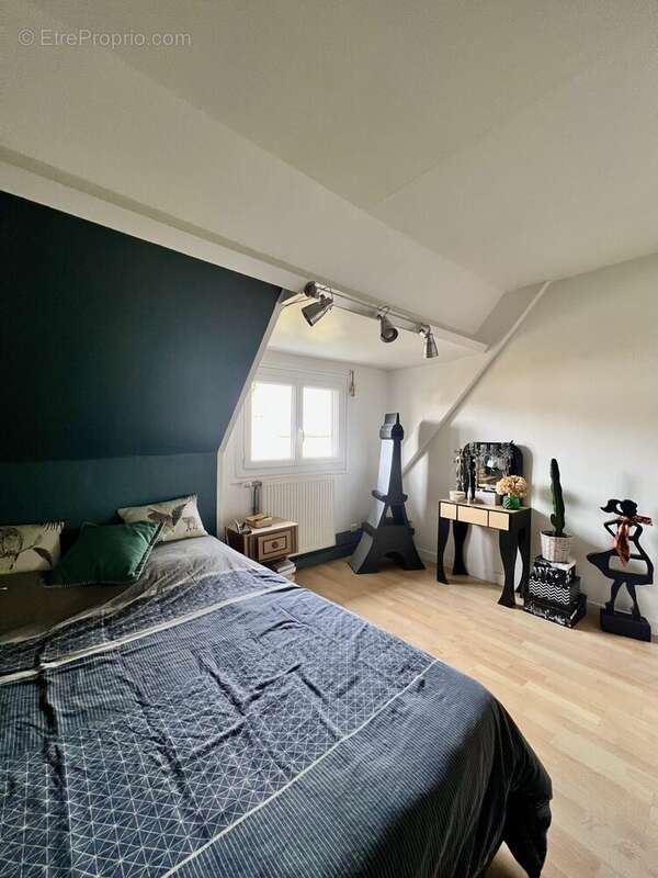 Maison à MONT-CAUVAIRE