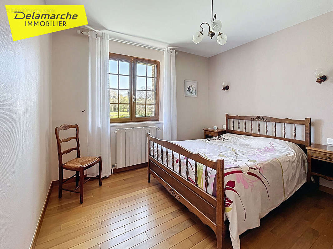 Maison à LA LANDE-D'AIROU