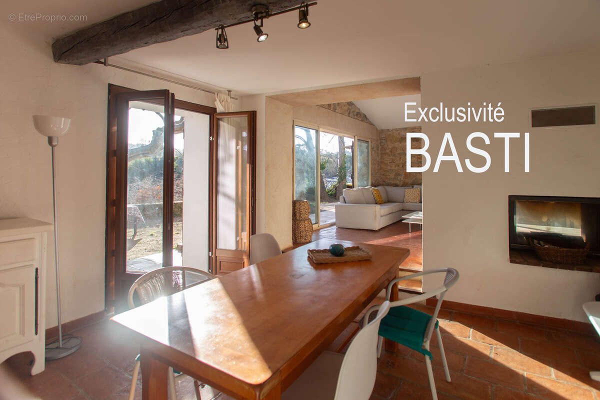 Maison à DRAGUIGNAN