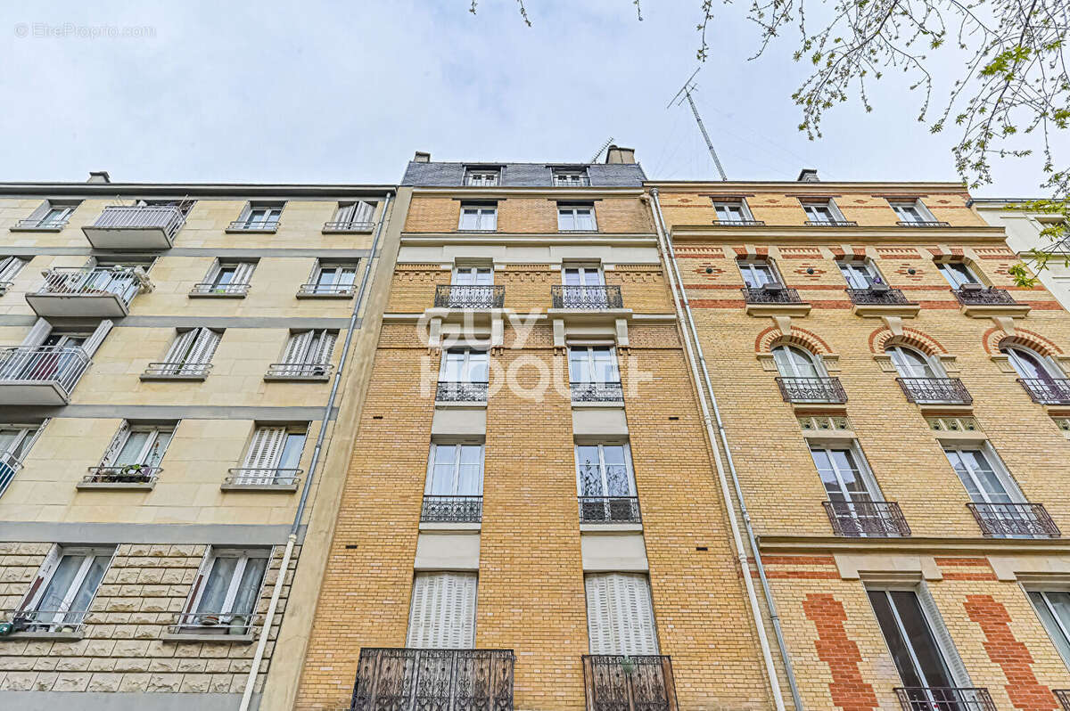 Appartement à PARIS-12E
