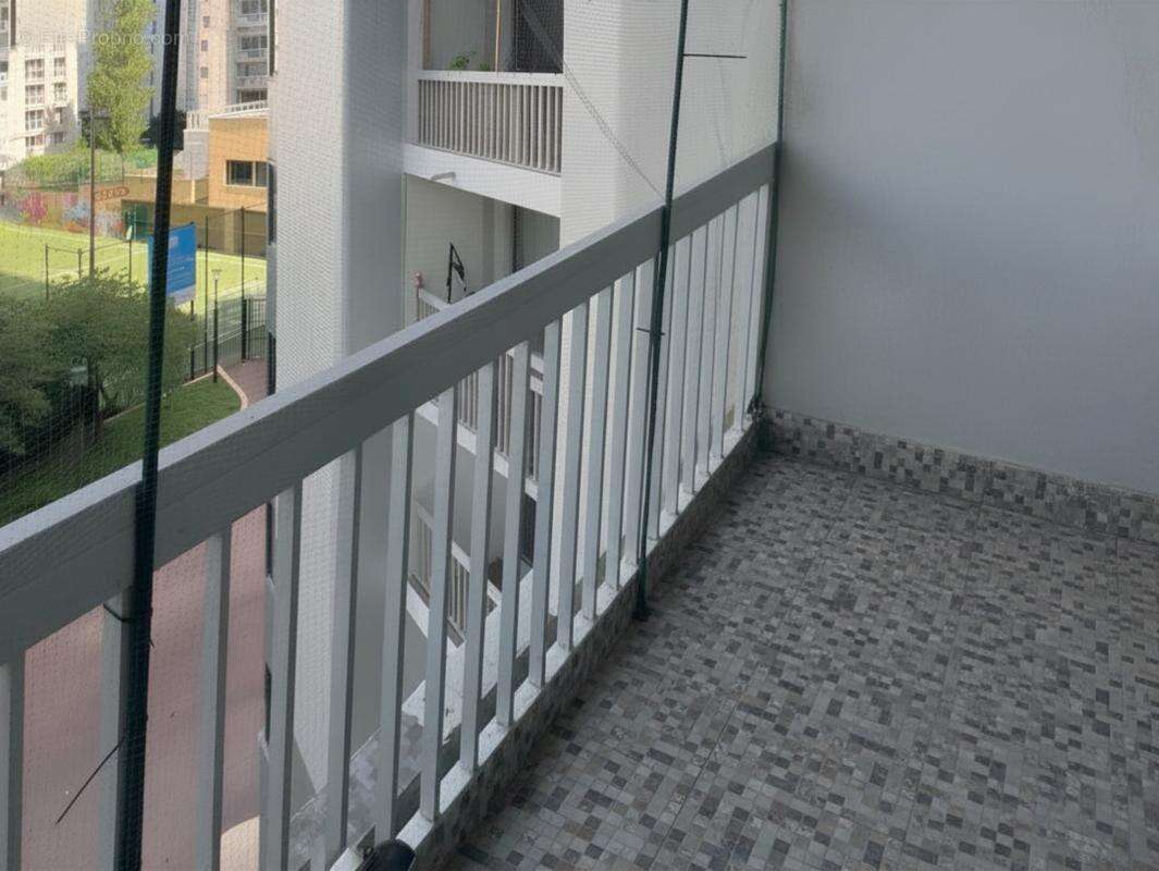 Appartement à PARIS-19E