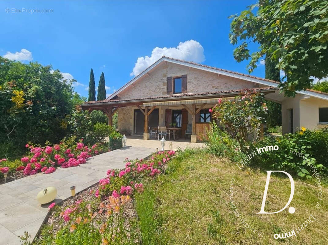 Maison à MONSEGUR