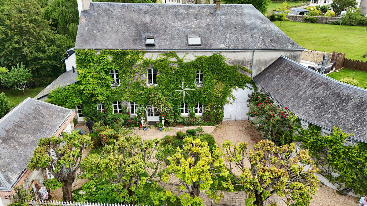 Maison à SOUGE-LE-GANELON