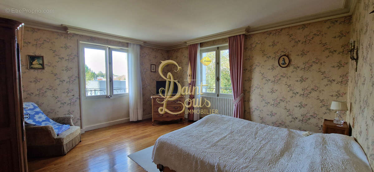 Maison à CHAVEIGNES