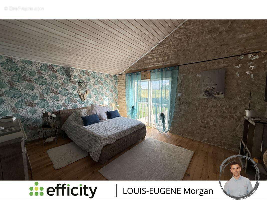 Maison à NEUVILLE-DE-POITOU