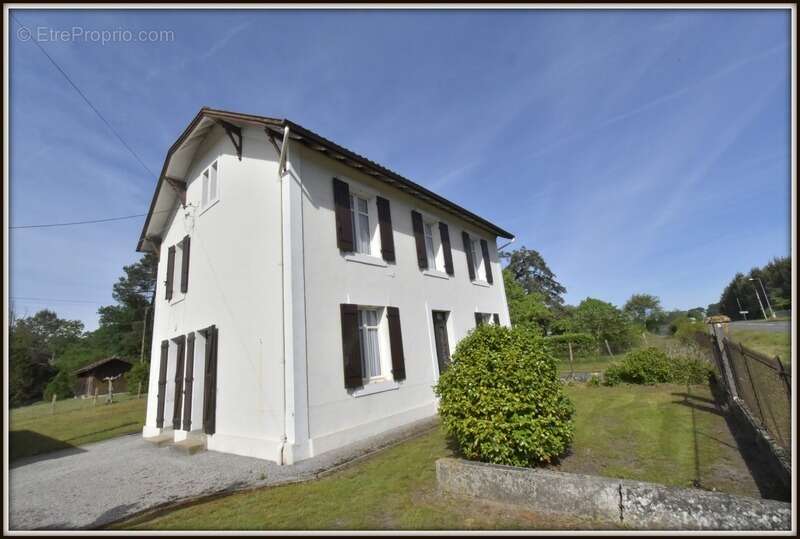 Maison à BEGAAR