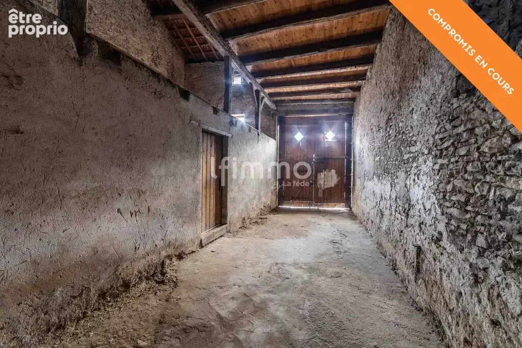 Sous Compromis : Bâtisse Historique, à vendre dans le Saulnois - photo 3