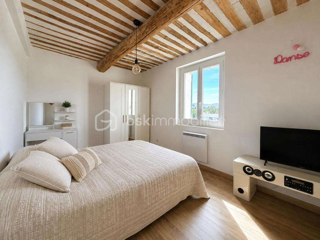 Maison à MALEMORT-DU-COMTAT