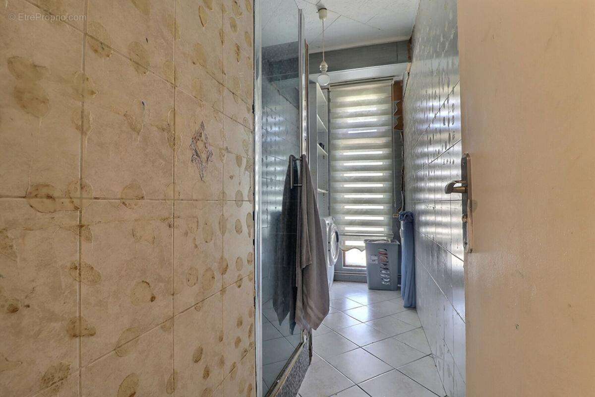 Appartement à MONTELIMAR