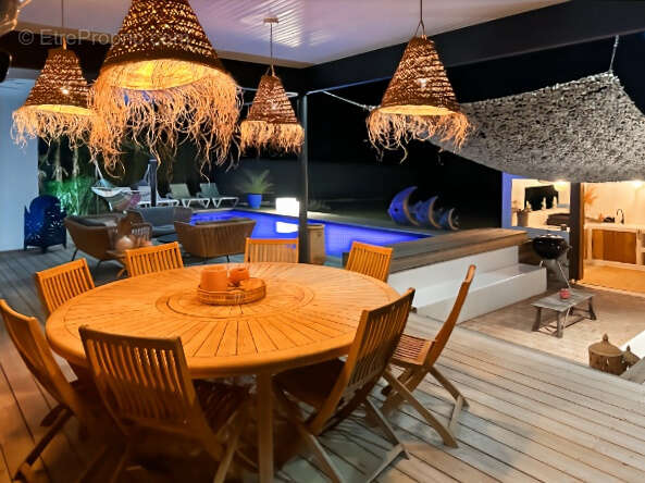 Villa contemporaine avec 5 chambres et piscine. - photo 36