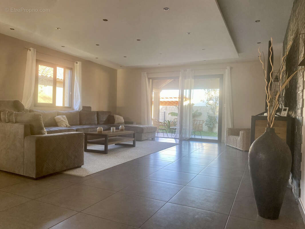 Maison à SALON-DE-PROVENCE