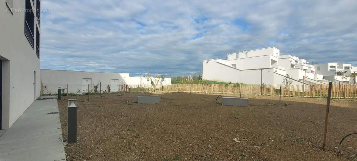 Commerce à COLOMIERS