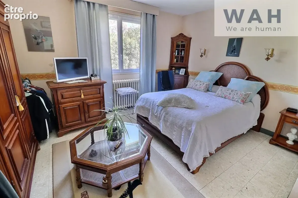 Ensemble immobilier d'une villa et de deux t2 34230 saint-pa - photo 8