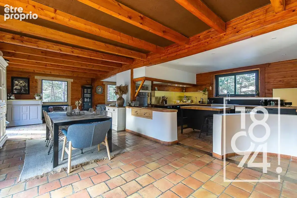 Chalet T12 à vendre Uvernet-Fours 04 (04400)  334 m²  Terrasses, Jardin  - photo 46